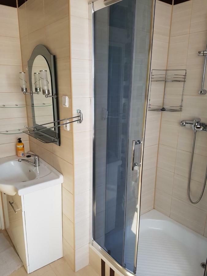 Apartament Nr 3 W Starym Nadlesnictwie 코시에르지나 외부 사진